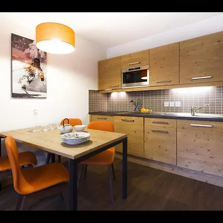 Chalet In France With Spa & Heated Pool Saint-Martin-de-Belleville